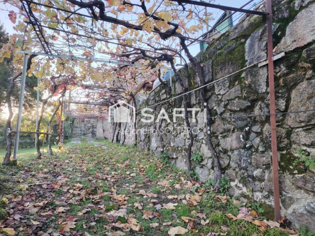 4 sovrum Villa till salu i Crecente - 190 000 € (Ref: 9415785)