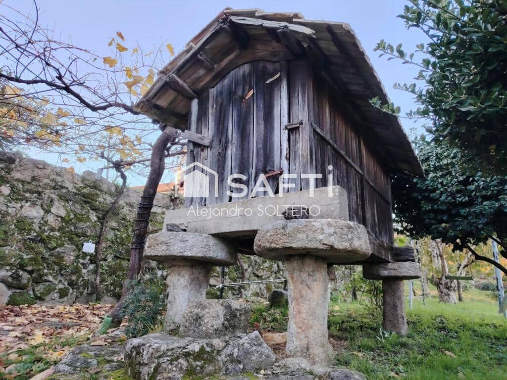 4 sovrum Villa till salu i Crecente - 190 000 € (Ref: 9415785)