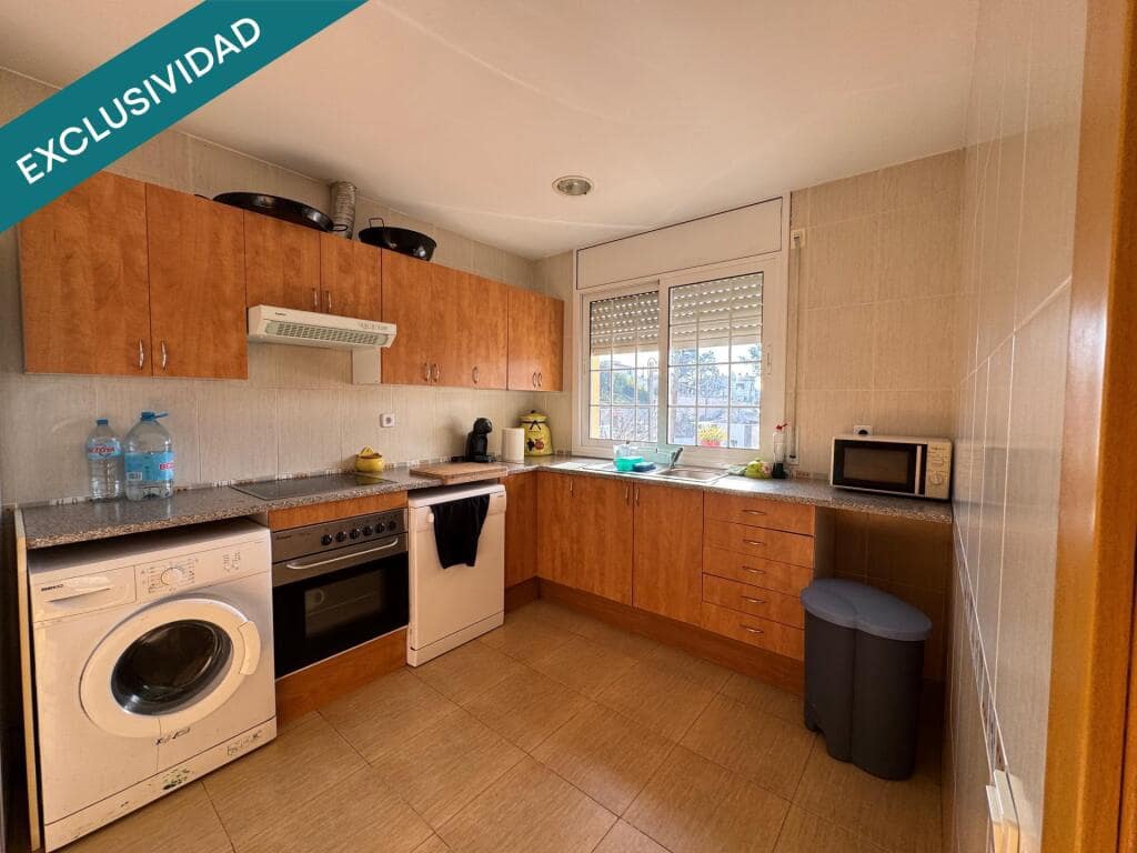 3 bedroom Villa for sale in Vidreres - € 400,000 (Ref: 9415786)