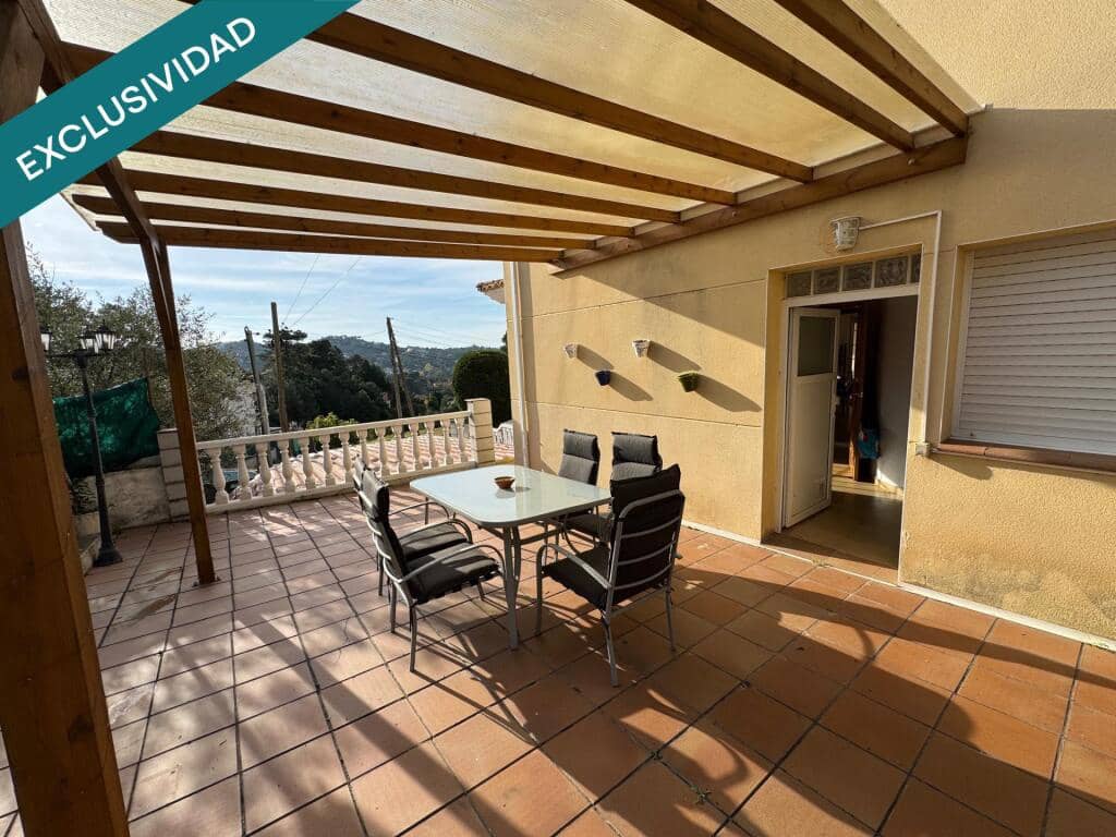 3 bedroom Villa for sale in Vidreres - € 400,000 (Ref: 9415786)