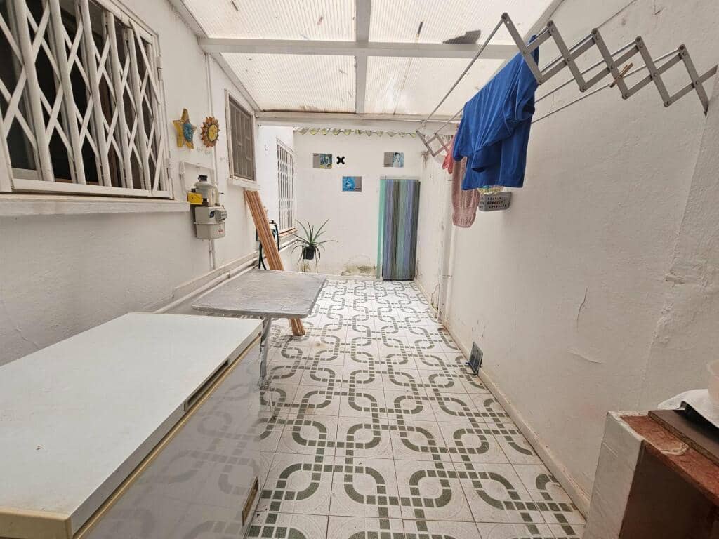 3 soveværelse Lejlighed til salg i Blanes - € 159.900 (Ref: 9415787)