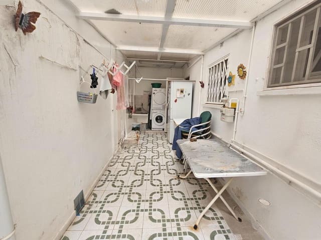 3 soveværelse Lejlighed til salg i Blanes - € 159.900 (Ref: 9415787)