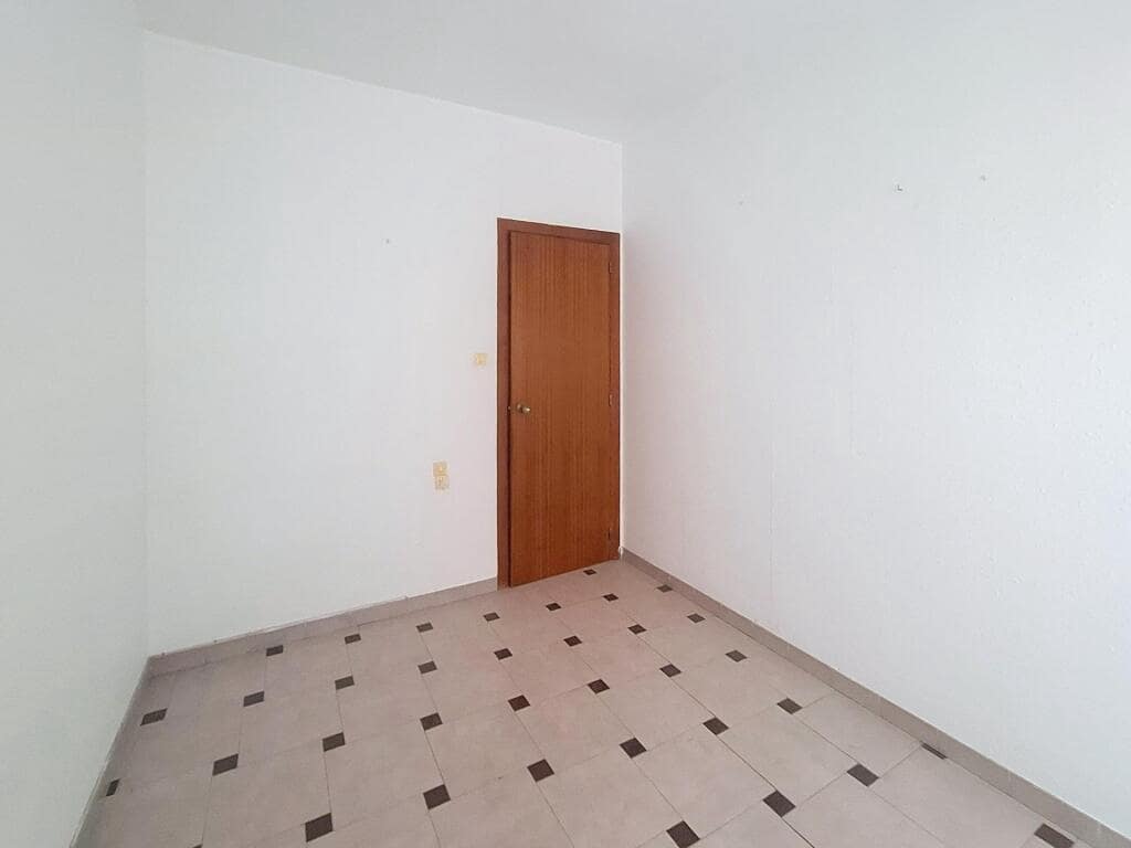 4 soveværelse Lejlighed til salg i Aielo de Malferit - € 60.000 (Ref: 9419538)