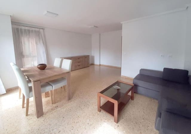 3 bedroom Apartment for rent in Sagunto / Sagunt - € 950 (Ref: 9419541)