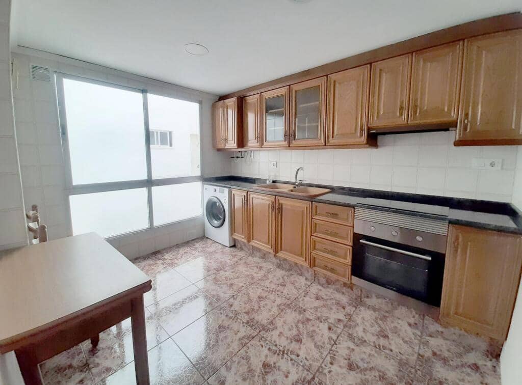 3 bedroom Apartment for rent in Sagunto / Sagunt - € 950 (Ref: 9419541)