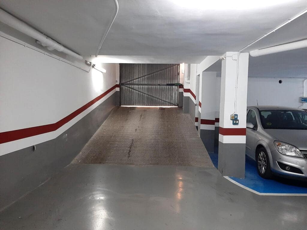 3 bedroom Apartment for rent in Sagunto / Sagunt - € 950 (Ref: 9419541)