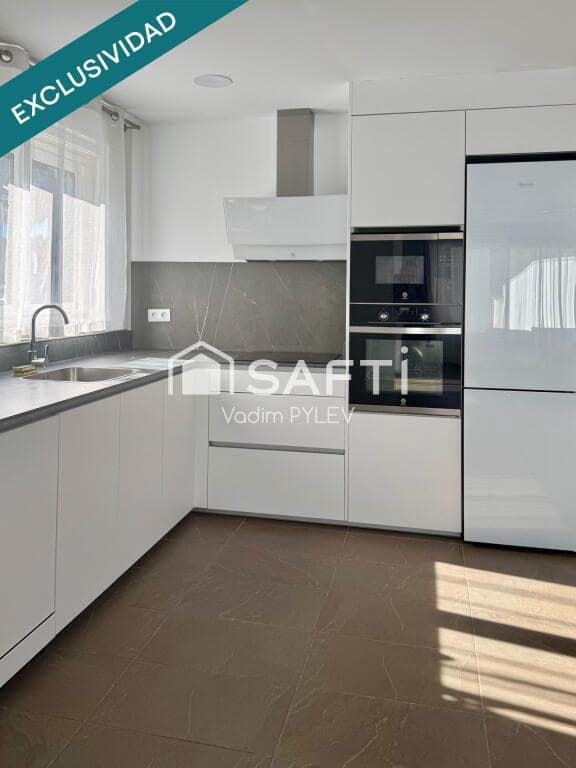 3 bedroom Villa for sale in Empuriabrava - € 530,000 (Ref: 9419542)