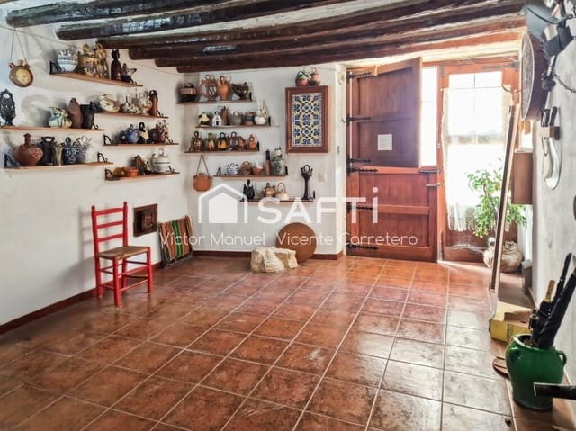 5 slaapkamer Finca/Landhuis te koop in Sant Mateu - € 89.000 (Ref: 9419547)