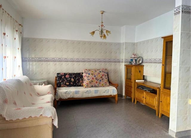 4 quarto Moradia em Banda para venda em Centro, Los Alcázares - 128 900 € (Ref: 9419551)