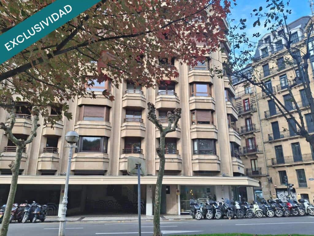 Garage for sale in Donostia-San Sebastian - € 65,000 (Ref: 9419553)