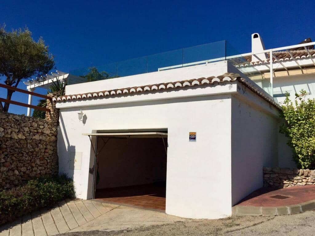 3 sypialnia Willa na sprzedaż w Torrox - 675 000 € (Ref: 9419556)