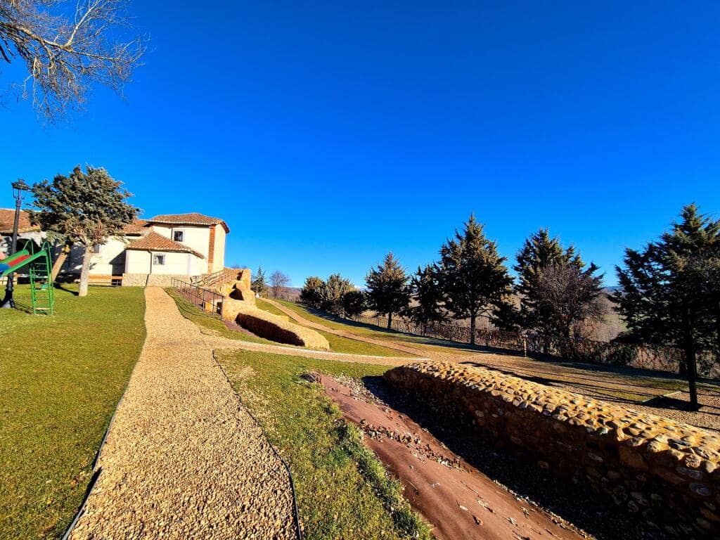 3 sovrum Lägenhet till salu i Almanza - 72 000 € (Ref: 9419557)