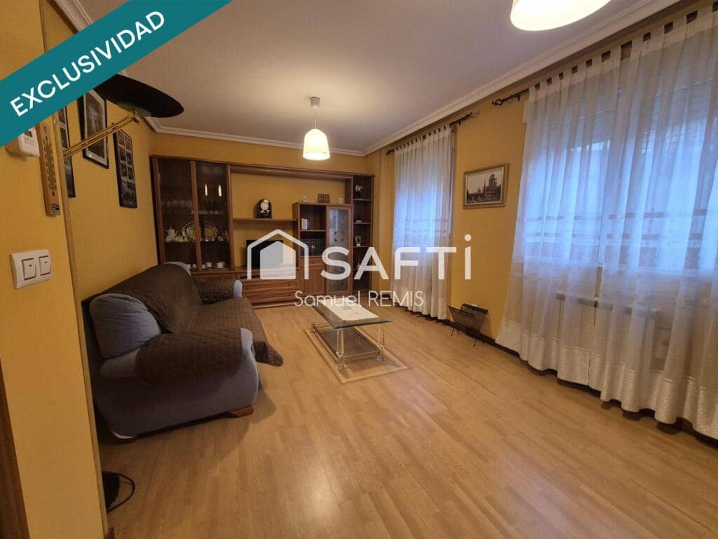 2 soverom Leilighet til salgs i San Andres del Rabanedo med garasje - € 95 000 (Ref: 9419560)