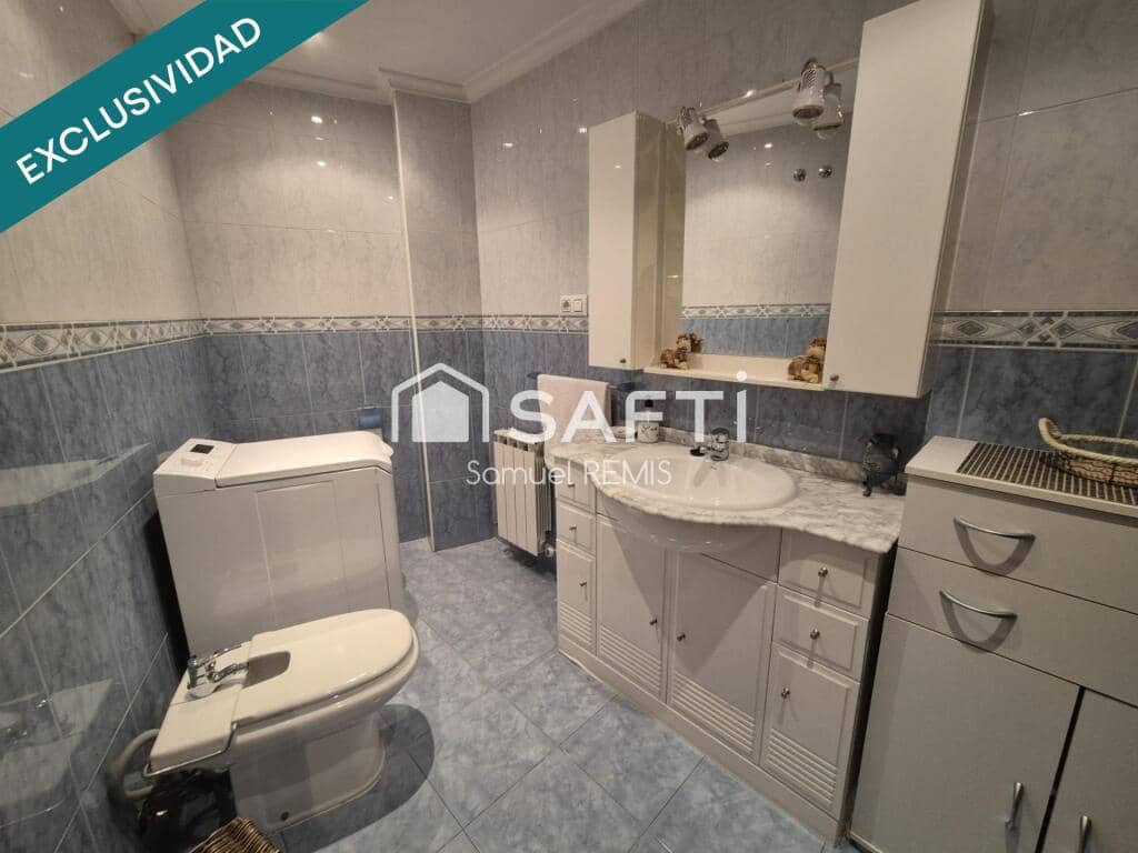 2 soverom Leilighet til salgs i San Andres del Rabanedo med garasje - € 95 000 (Ref: 9419560)