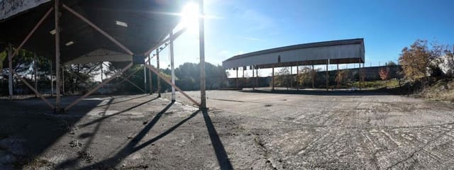 Grunde uden byggetilladelser til salg i Ubeda - € 950.000 (Ref: 9422236)