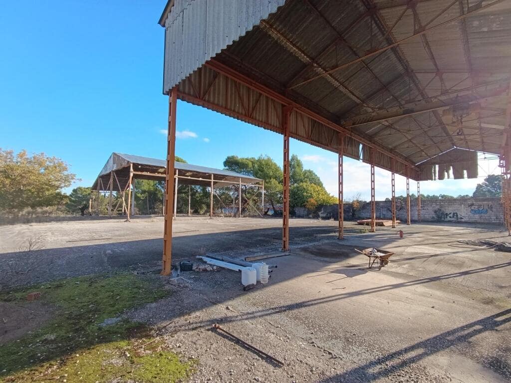 Rakentamaton maa myytävänä paikassa Ubeda - 950 000 € (Ref: 9422236)