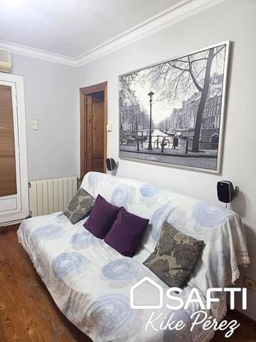 2 soveværelse Penthouse til salg i L'Hospitalet de Llobregat - € 136.000 (Ref: 9422238)