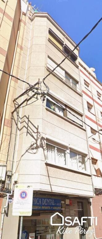 2 soveværelse Penthouse til salg i L'Hospitalet de Llobregat - € 136.000 (Ref: 9422238)