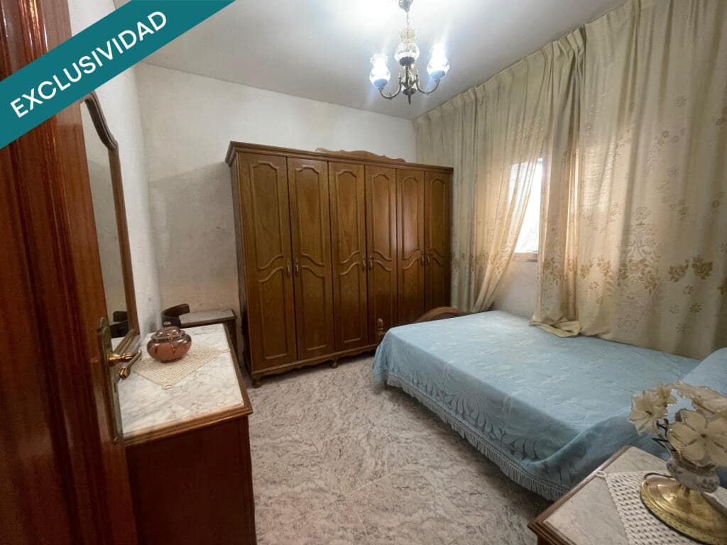 3 quarto Moradia em Banda para venda em Ponferrada - 69 000 € (Ref: 9422242)