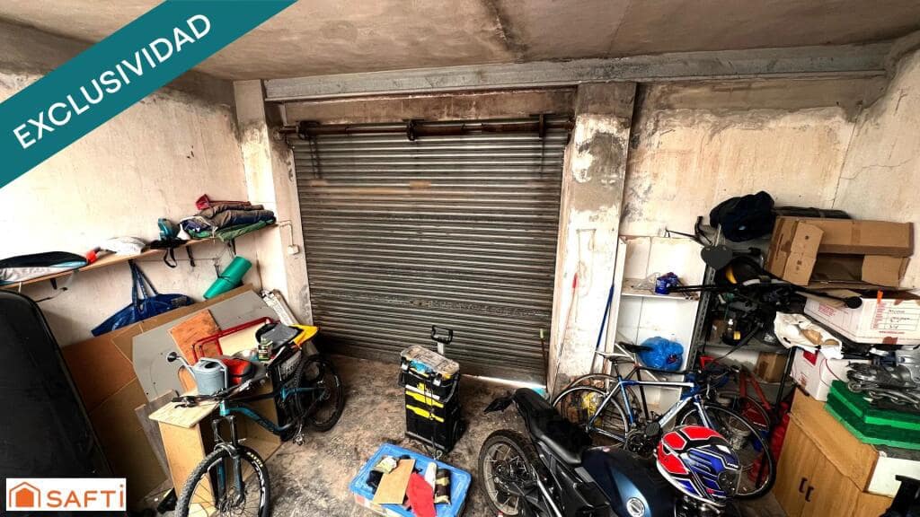 4 makuuhuone Rivitalo myytävänä paikassa Pinoso mukana 
autotalli - 99 900 € (Ref: 9422243)