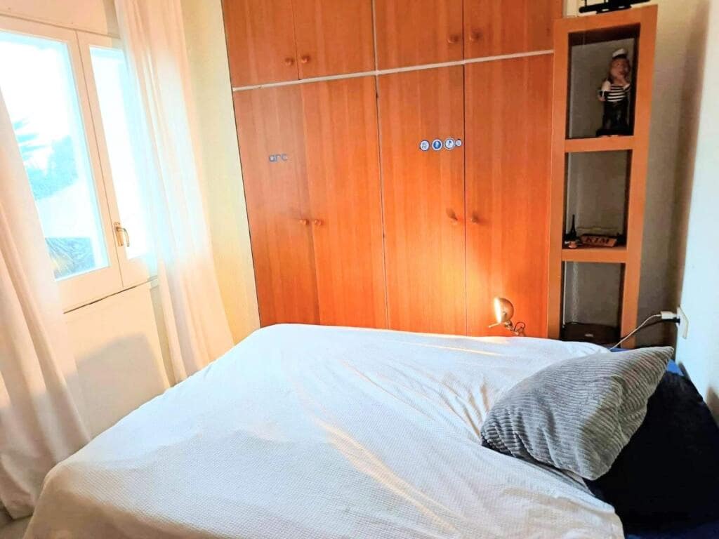 5 bedroom Villa for sale in Sant Cebria de Vallalta with pool garage - € 430,000 (Ref: 9427072)