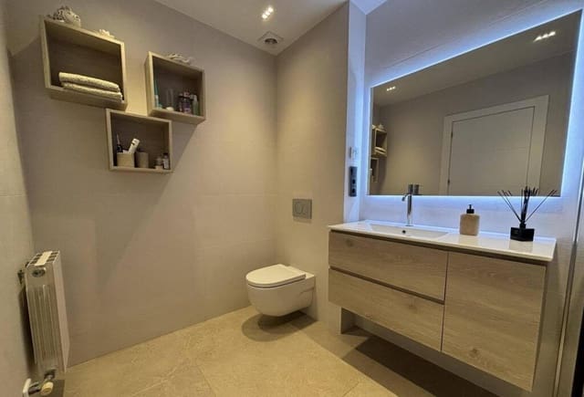 4 slaapkamer Villa te koop in Calella met zwembad garage - € 659.000 (Ref: 9427073)