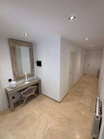 4 slaapkamer Villa te koop in Calella met zwembad garage - € 659.000 (Ref: 9427073)