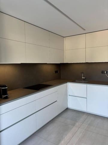 4 slaapkamer Villa te koop in Calella met zwembad garage - € 659.000 (Ref: 9427073)