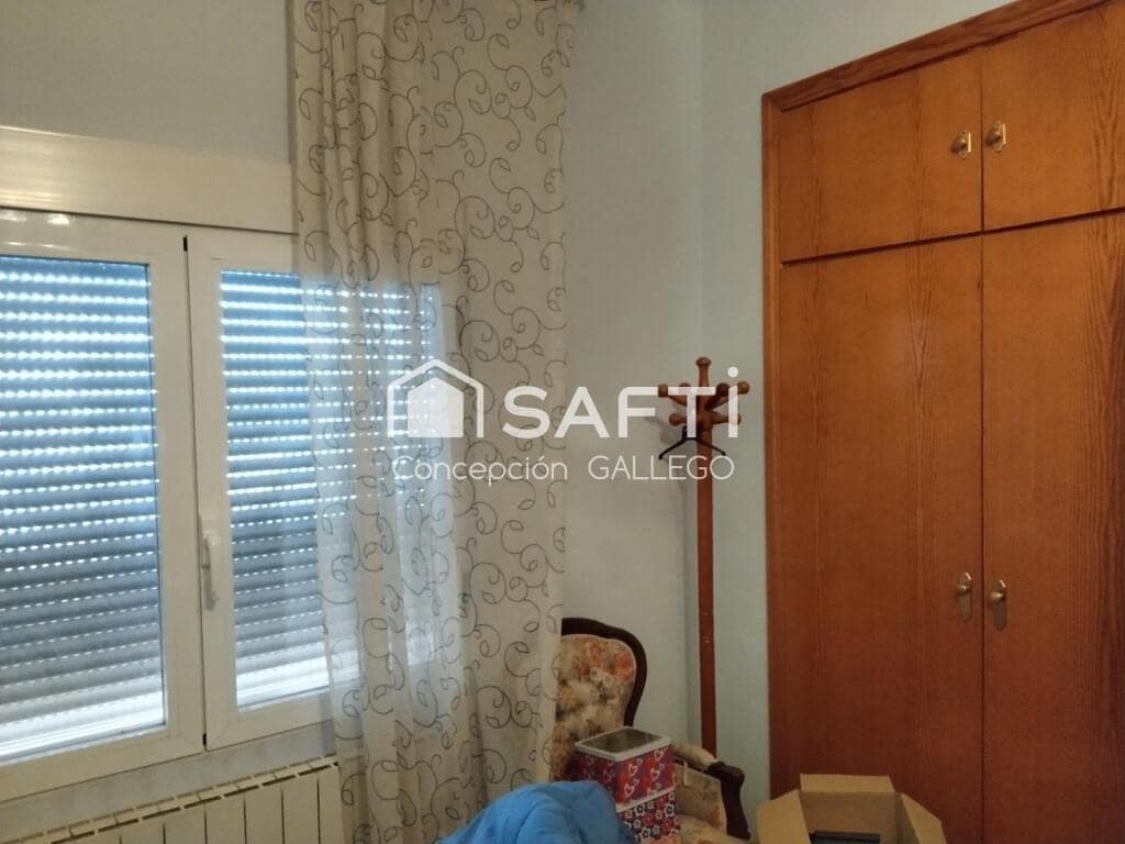 6 bedroom Villa for sale in Campo de Criptana - € 160,000 (Ref: 9427075)