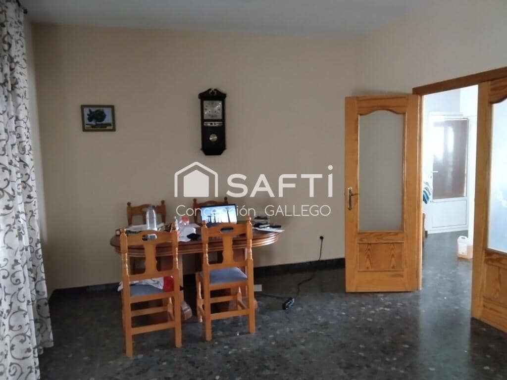 6 bedroom Villa for sale in Campo de Criptana - € 160,000 (Ref: 9427075)