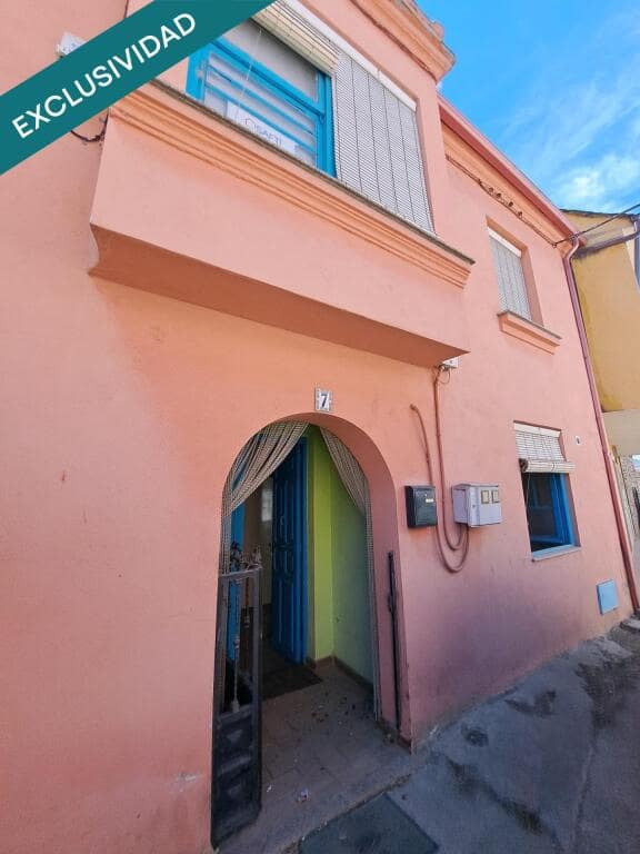 3 soverom Rekkehus til salgs i Ponferrada - € 33 500 (Ref: 9427082)