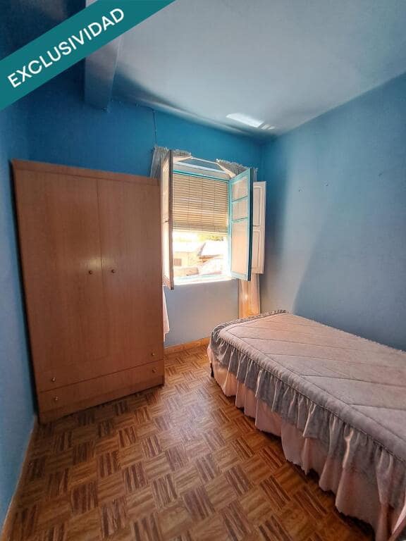 3 soverom Rekkehus til salgs i Ponferrada - € 33 500 (Ref: 9427082)