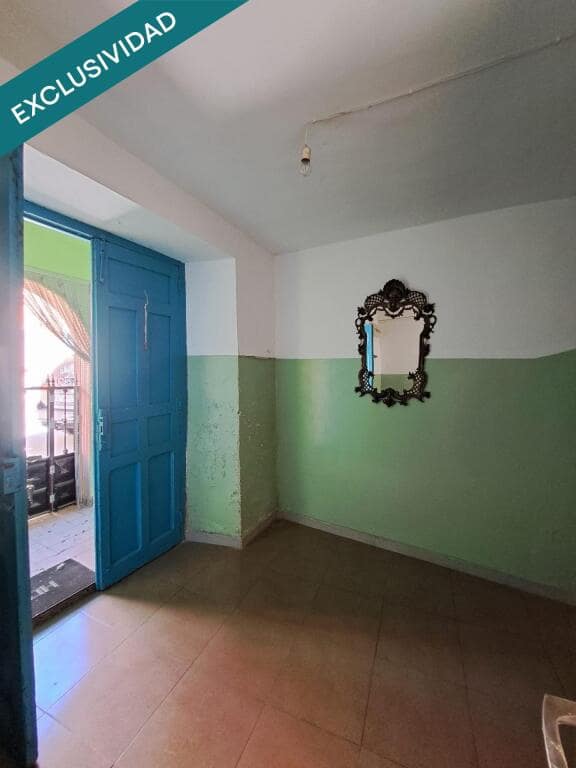 3 soverom Rekkehus til salgs i Ponferrada - € 33 500 (Ref: 9427082)