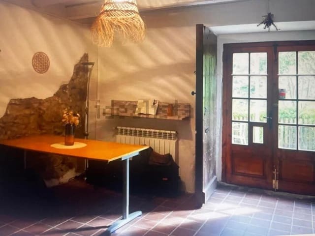 5 bedroom Finca/Country House for sale in Vallgorguina with garage - € 598,000 (Ref: 9427084)