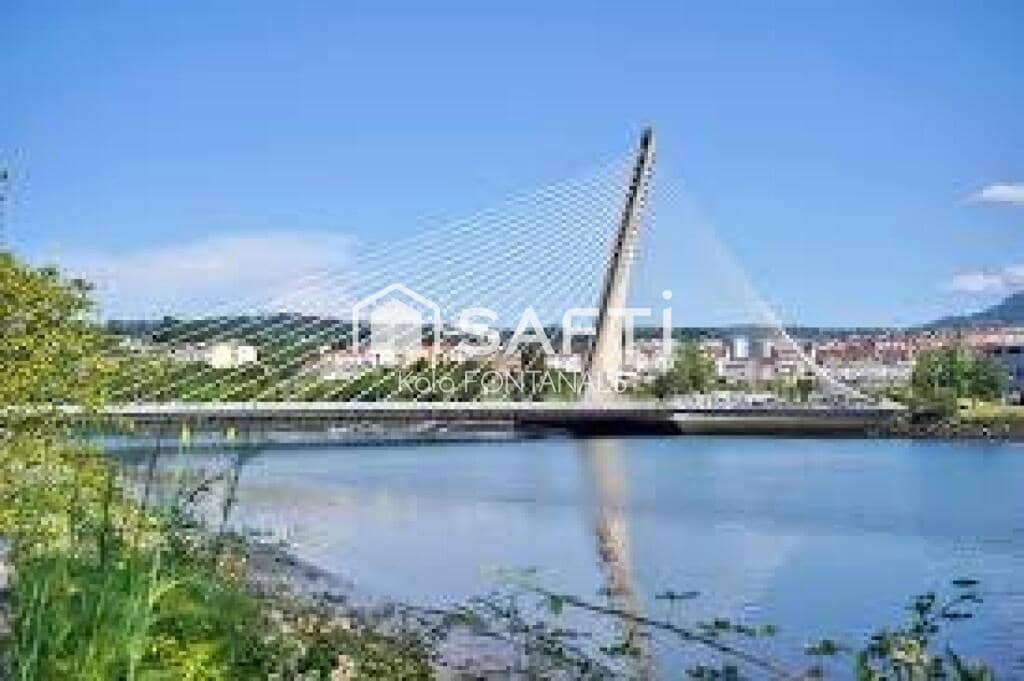 3 bedroom Penthouse for sale in Pontevedra city with garage - € 439,000 (Ref: 9427085)