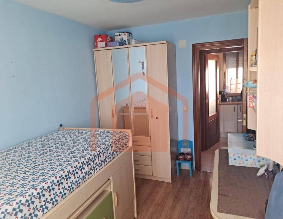 3 bedroom Apartment for sale in Salamanca city - € 99,900 (Ref: 9427086)