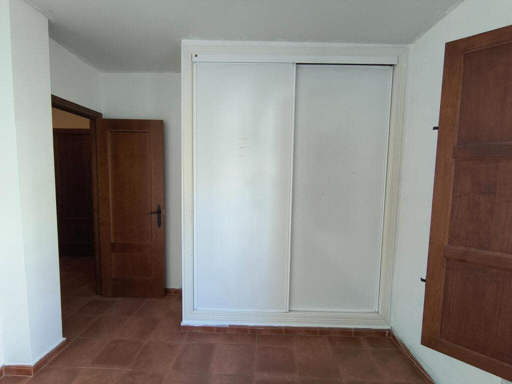 3 makuuhuone Rivitalo myytävänä paikassa Olmeda de las Fuentes mukana 
autotalli - 340 000 € (Ref: 9427087)