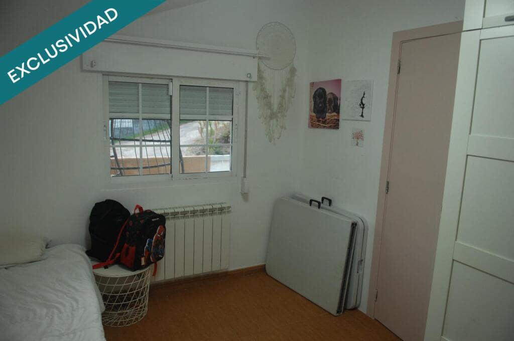 4 bedroom Villa for sale in Ponteareas - € 295,000 (Ref: 9427088)