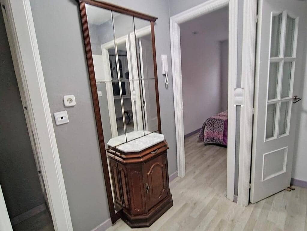 Ufficio in vendita in Santiago de Compostela - 400.000 € (Rif: 9431310)