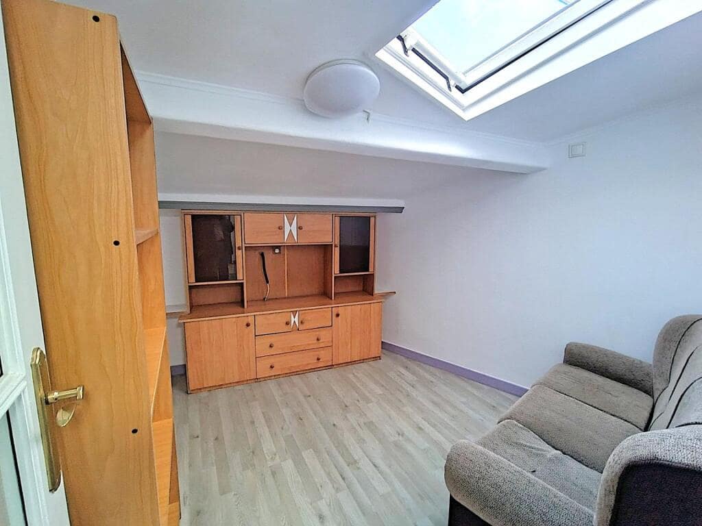 Ufficio in vendita in Santiago de Compostela - 400.000 € (Rif: 9431310)