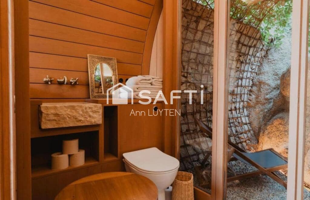 7 bedroom Villa for sale in Capmany - € 1,450,000 (Ref: 9431311)