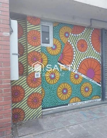 Erhverv til salg i Girona by med garage - € 35.000 (Ref: 9431313)