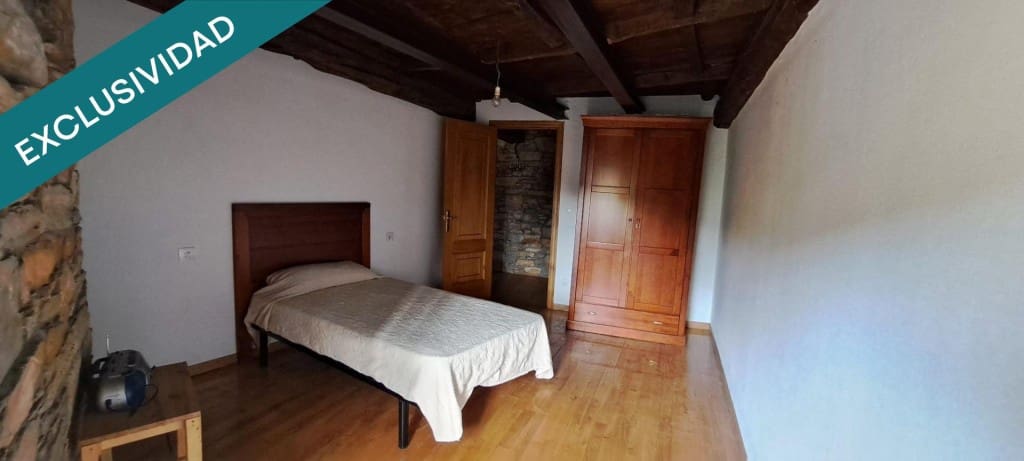 6 bedroom Finca/Country House for sale in Arganza - € 187,000 (Ref: 9431316)