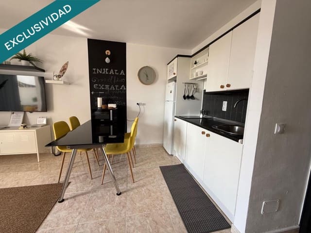 1 sovrum Lägenhet till salu i Costa Teguise, Teguise med pool - 235 000 € (Ref: 9431317)