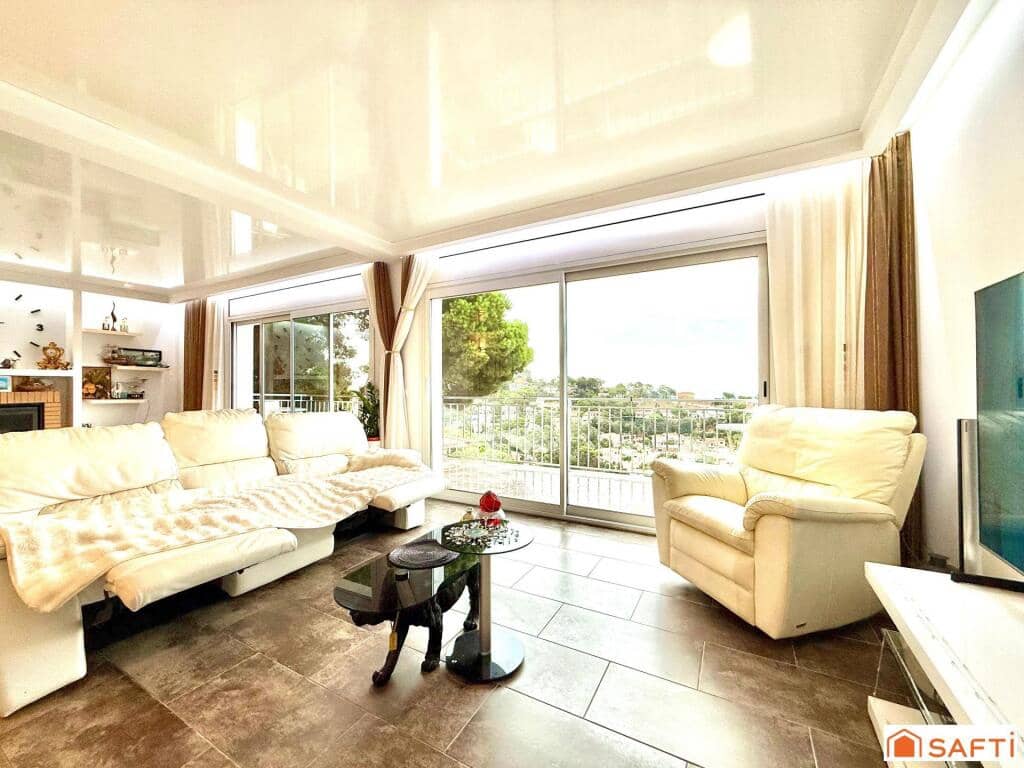 4 camera da letto Villa in vendita in Lloret de Mar - 750.000 € (Rif: 9431322)