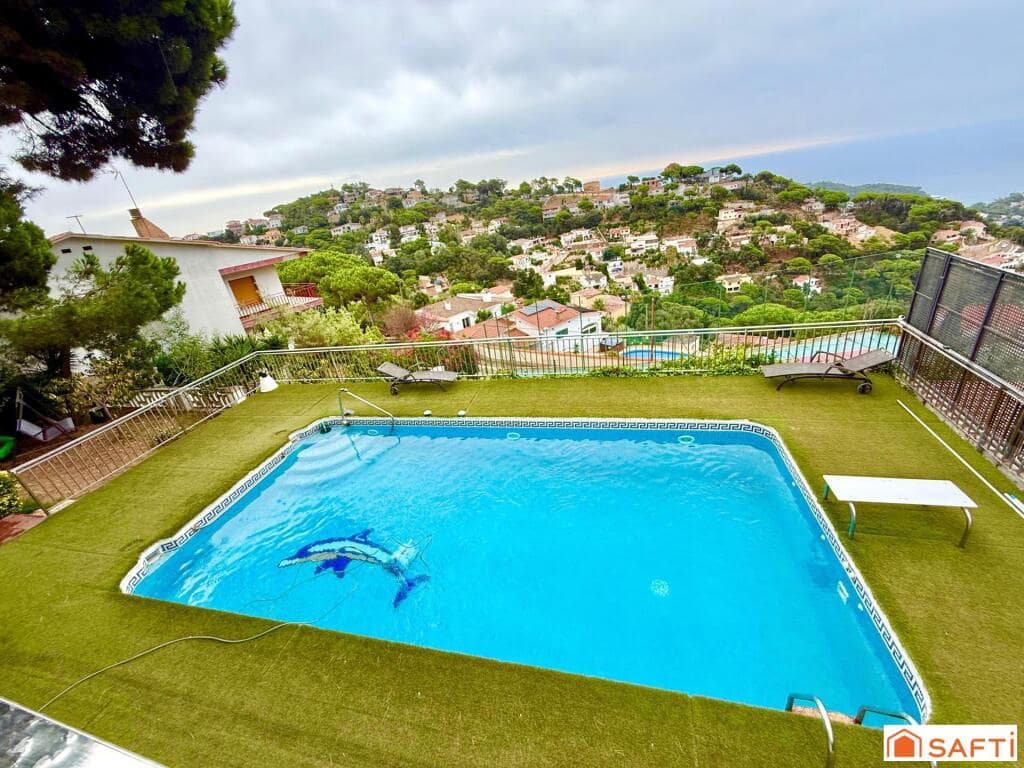 4 camera da letto Villa in vendita in Lloret de Mar - 750.000 € (Rif: 9431322)