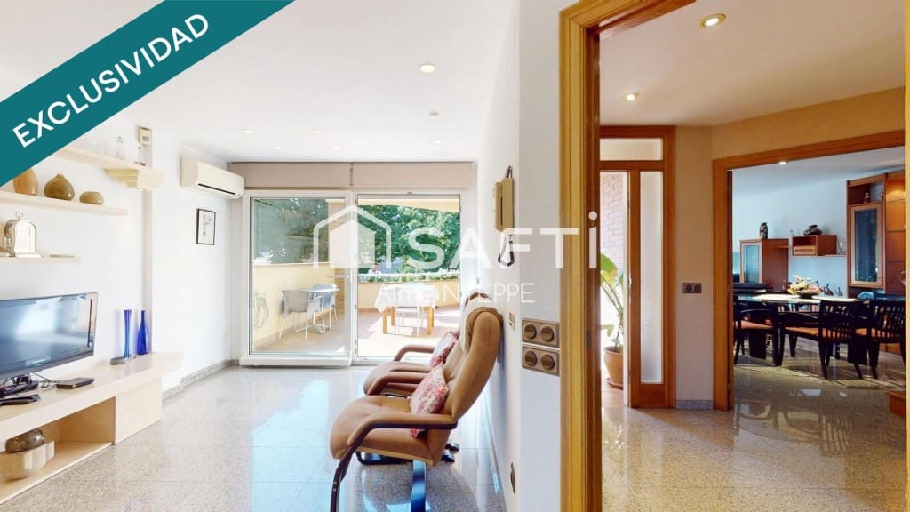 5 soverom Villa til salgs i Girona by med svømmebasseng garasje - € 630 000 (Ref: 9433294)