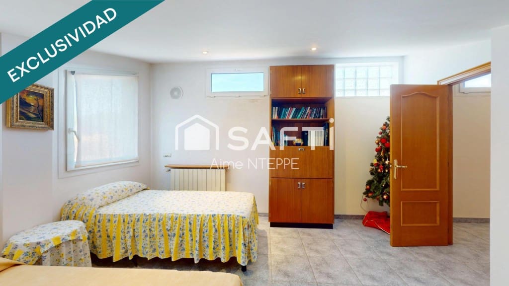 5 soverom Villa til salgs i Girona by med svømmebasseng garasje - € 630 000 (Ref: 9433294)