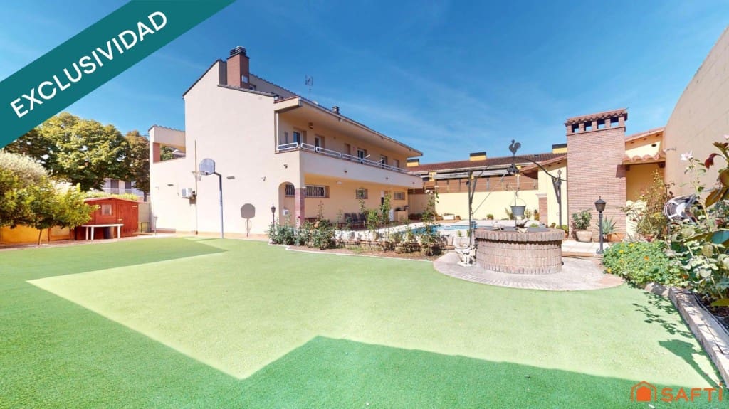 5 soverom Villa til salgs i Girona by med svømmebasseng garasje - € 630 000 (Ref: 9433294)