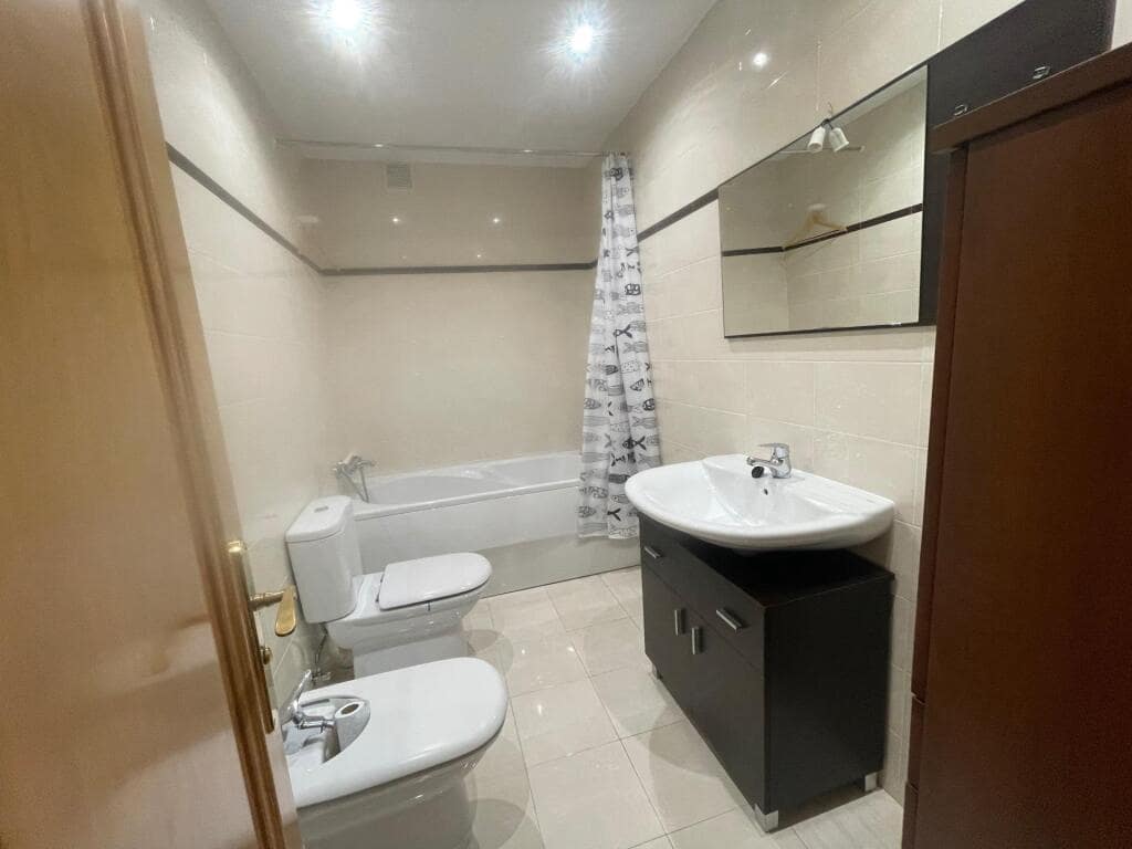 4 camera da letto Villetta a Schiera in vendita in Ponferrada con piscina garage - 375.000 € (Rif: 9433295)